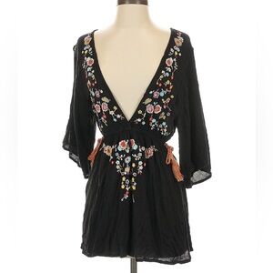 Blouse V Neck Floral Black
